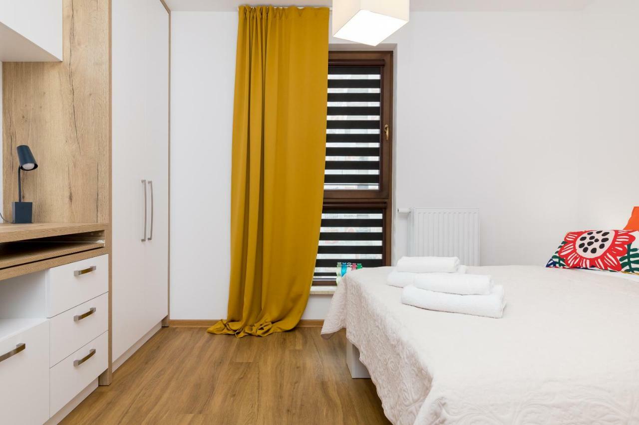 Wola Business Apartments Варшава Экстерьер фото
